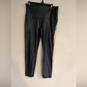 SPANX faux leather legging Sz 1X Black w Metallic look Stripes EUC